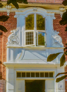Portal eines Hauses im Holländischen Viertel
