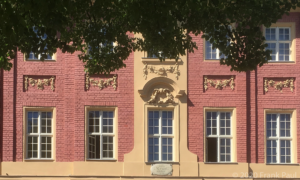 Fassade des Mozarthauses im Holländischen Viertel